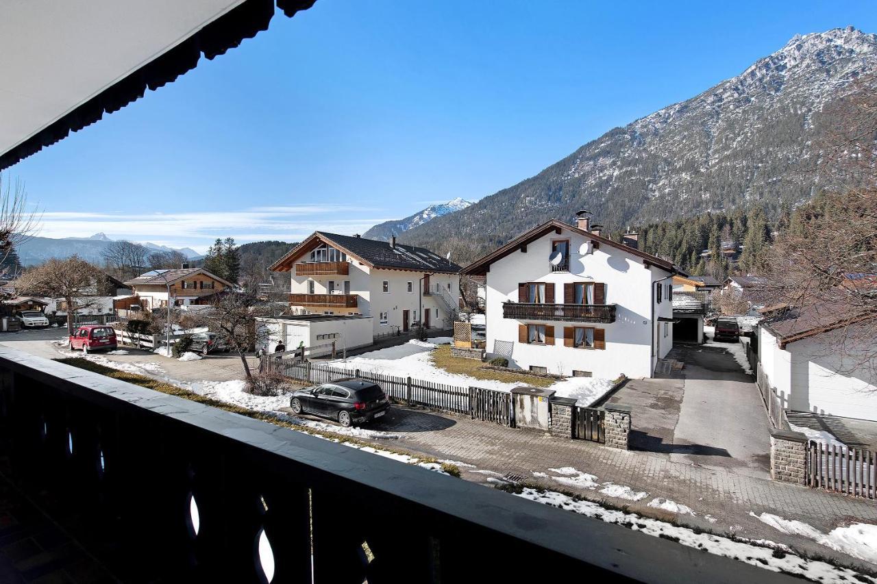 Fewo Christina Garmisch-Partenkirchen Bagian luar foto
